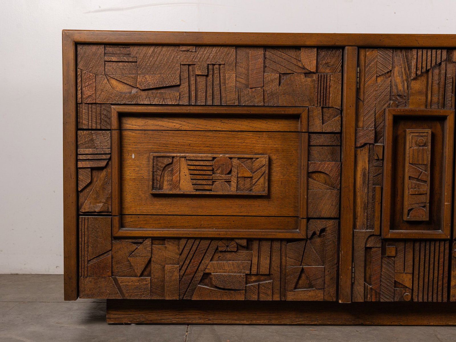 Lane Facade "Pueblo" Brutalist Dresser - 3