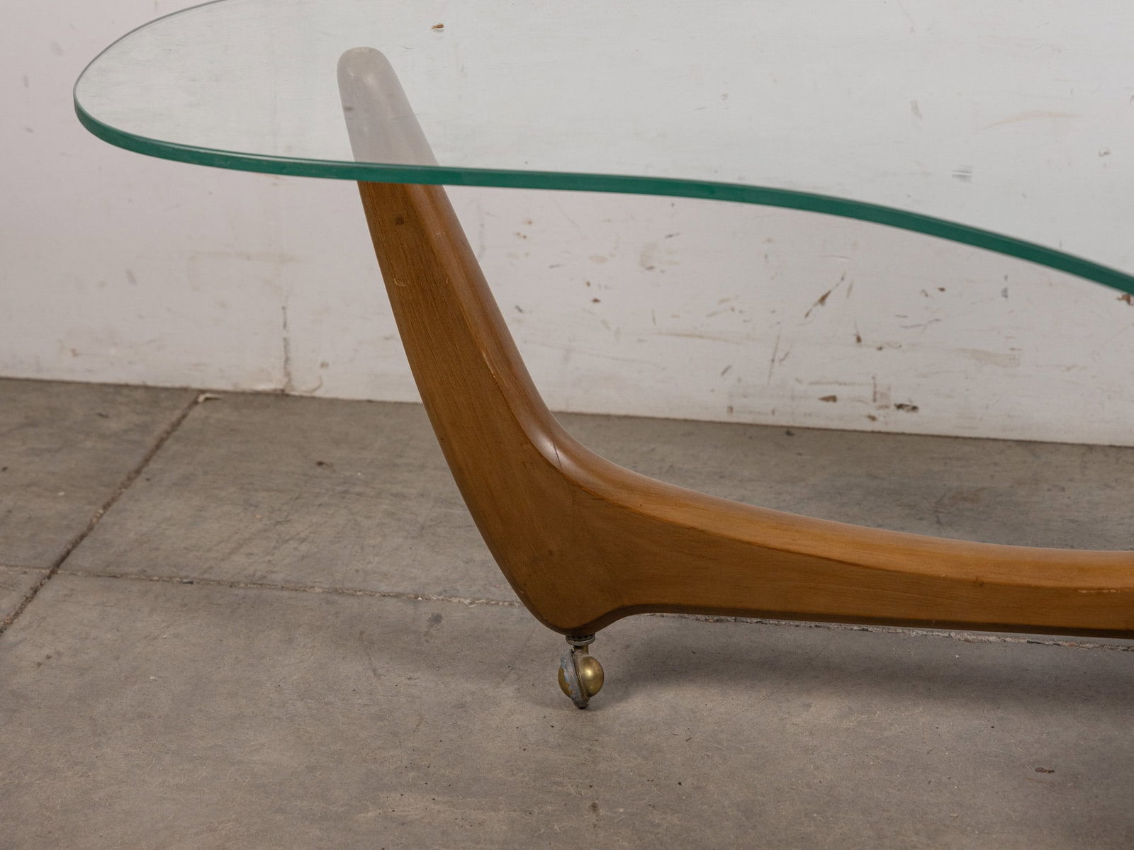 Mid Century Modern Kidney Coffee Table in the manner of Adrian Pearsall - 4