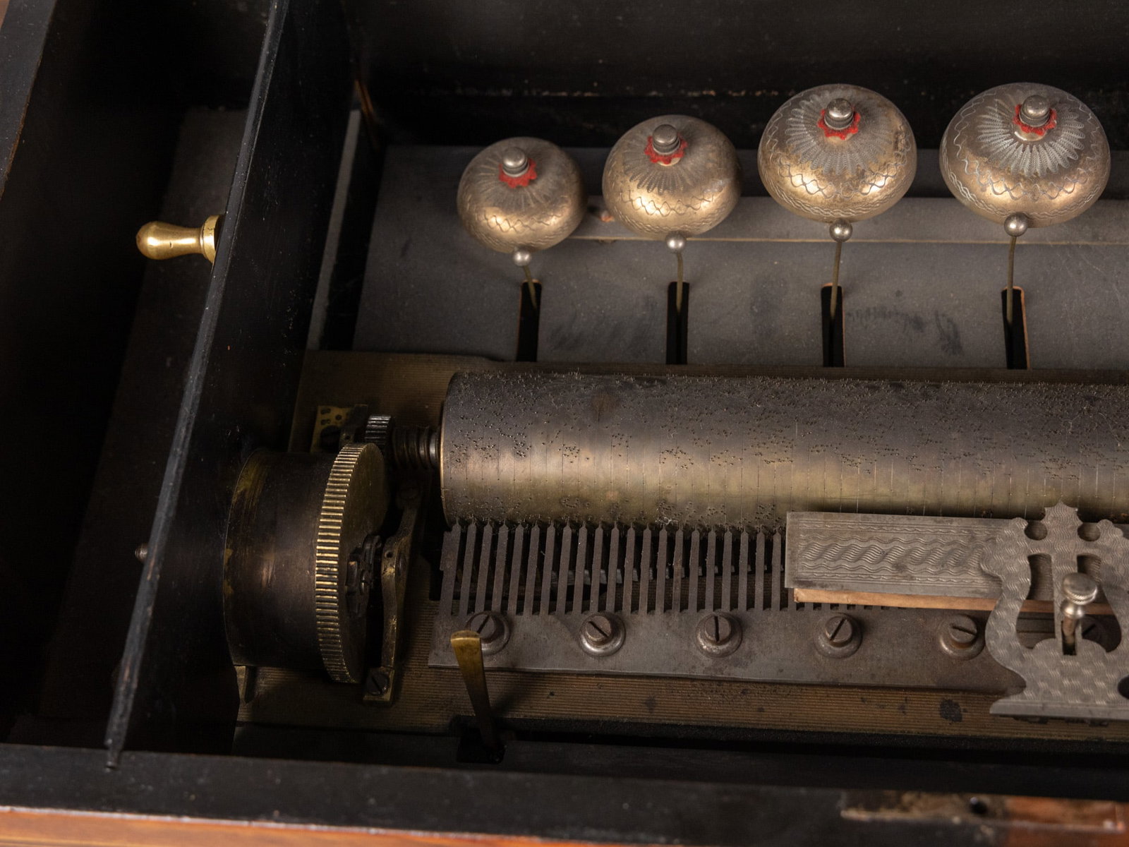 Antique Swiss "Bells-in-Sight" Music Box - 4