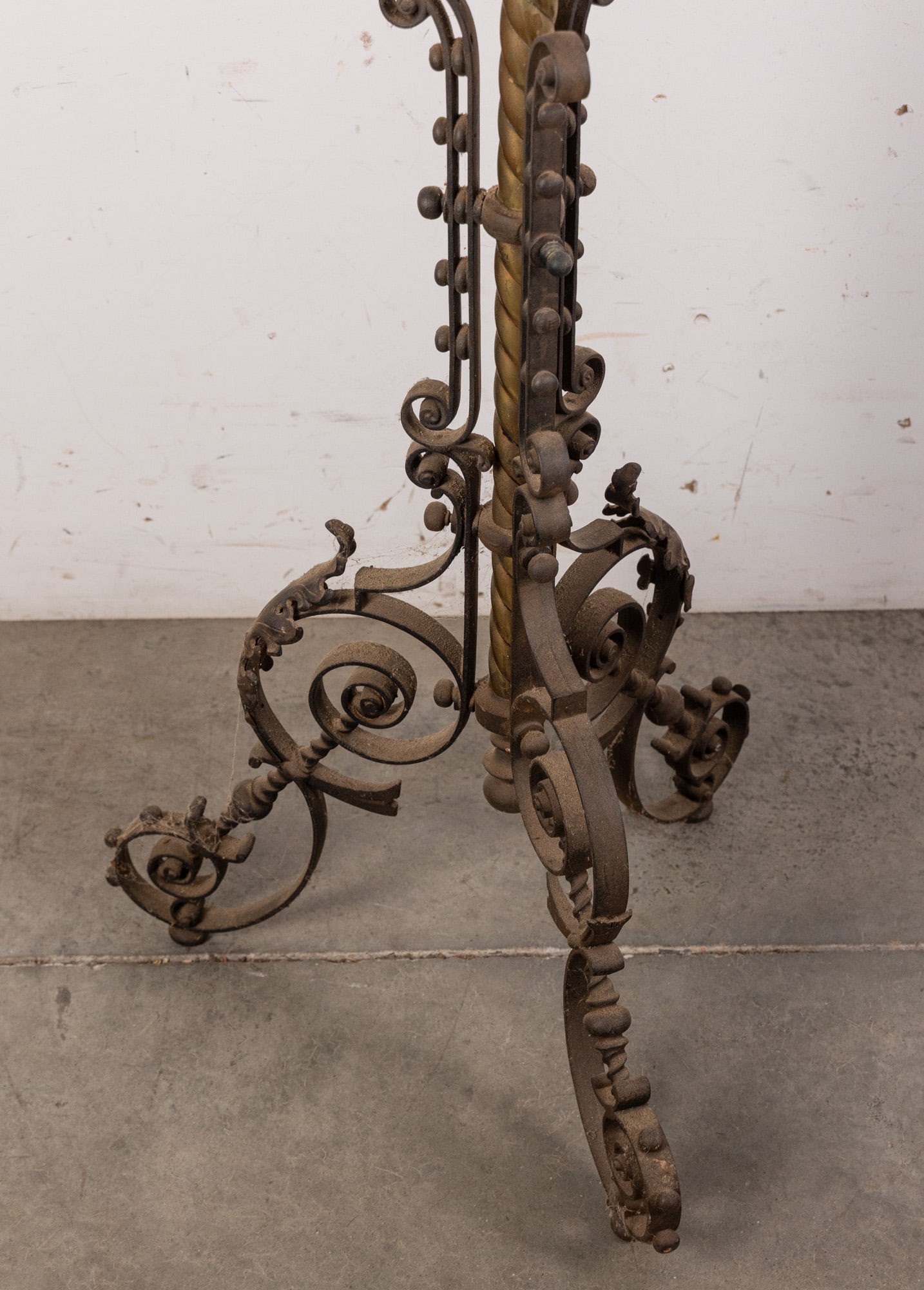 Antique Victorian Brass Ornate Floor Lamp - 4
