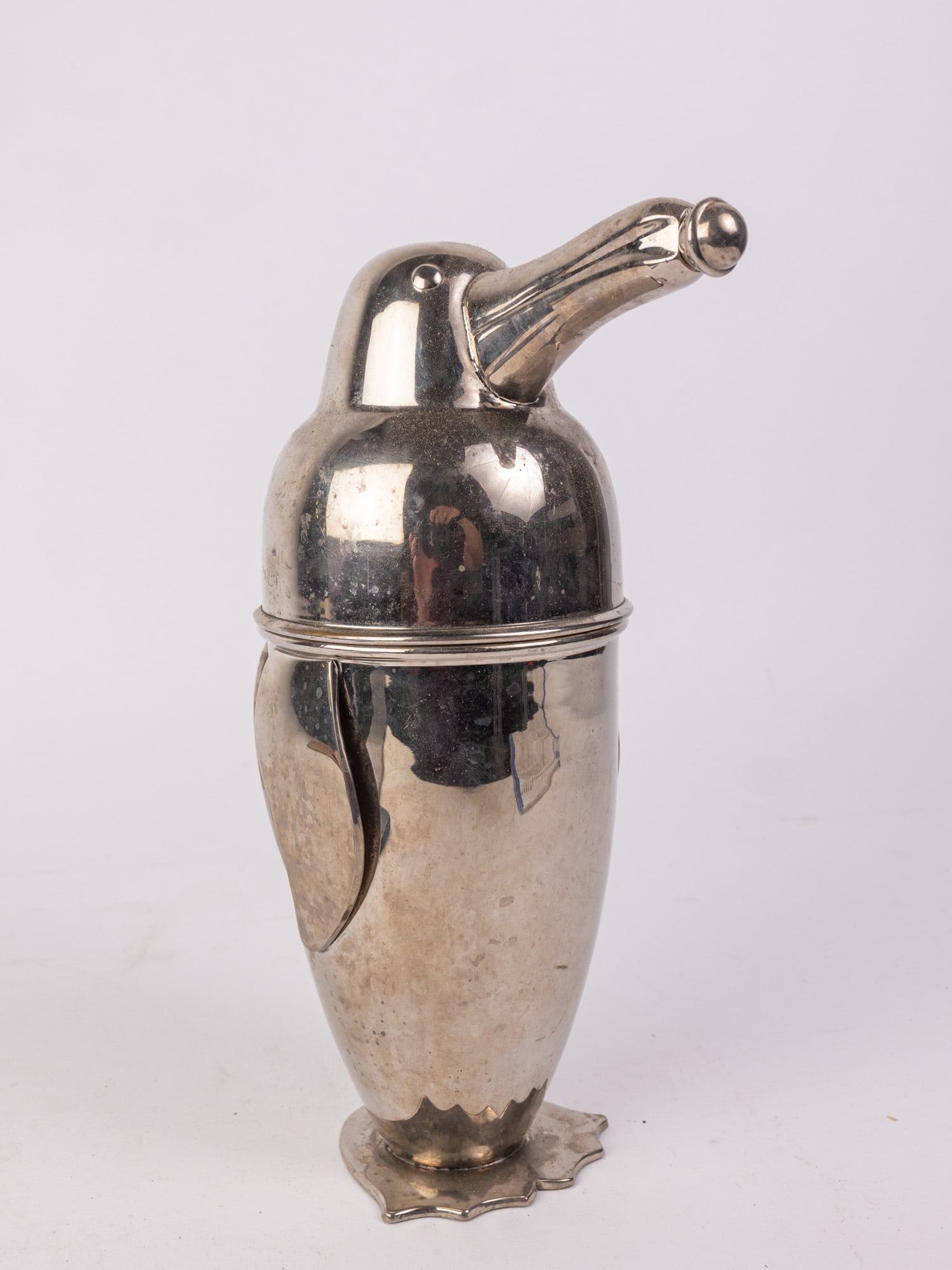 Restoration Hardware Penguin Cocktail Shaker: Restoration Hardware Penguin Cocktail Shaker Size 12" H Literature Brooks Auction – Online Auction Terms & Conditions Contact: (856) 694-2960 | info@brooks.auction READ BEFORE YOU BID: We want