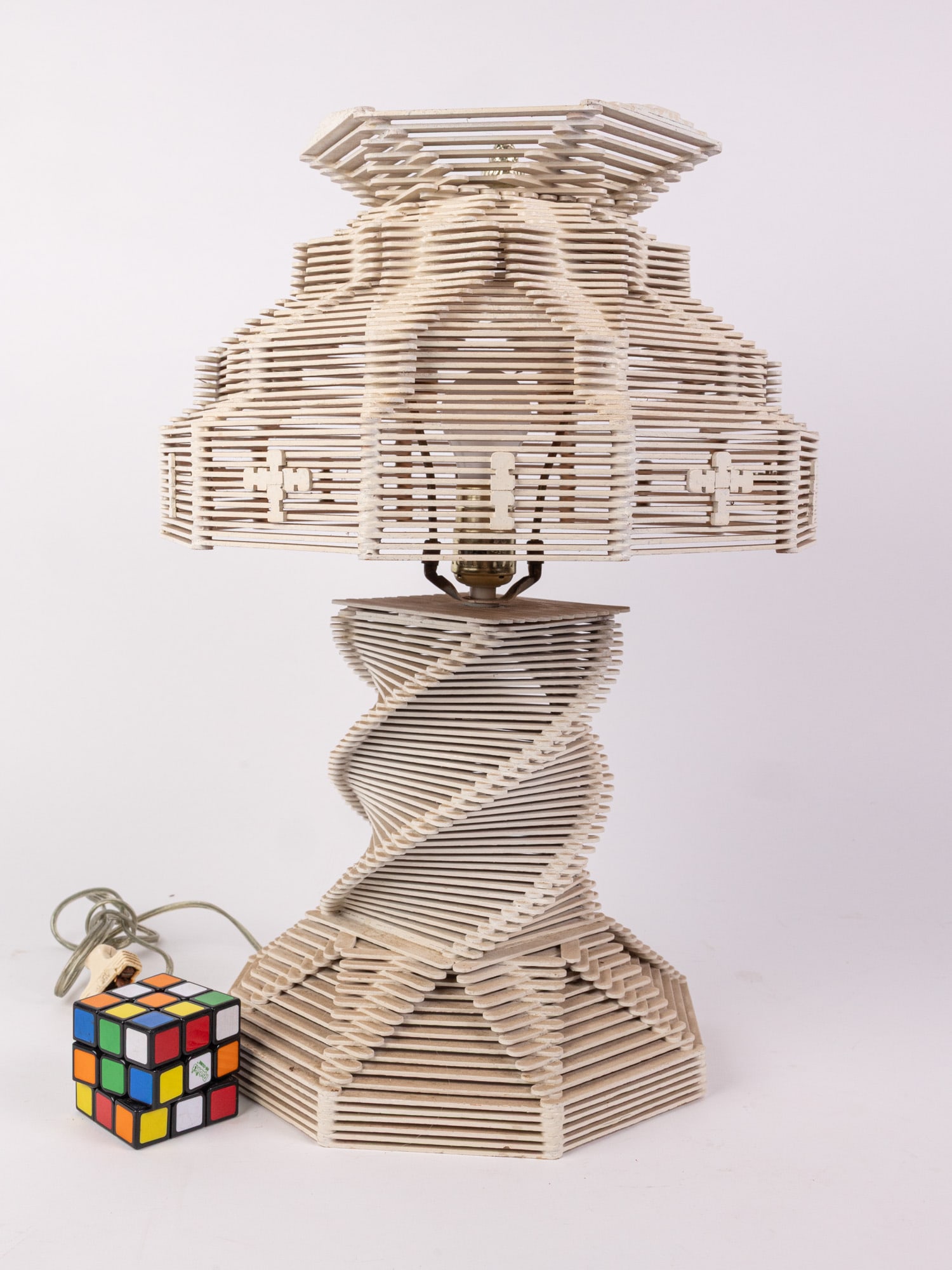 Vintage Folk Tramp Art Popsicle Stick Table Lamp - 2