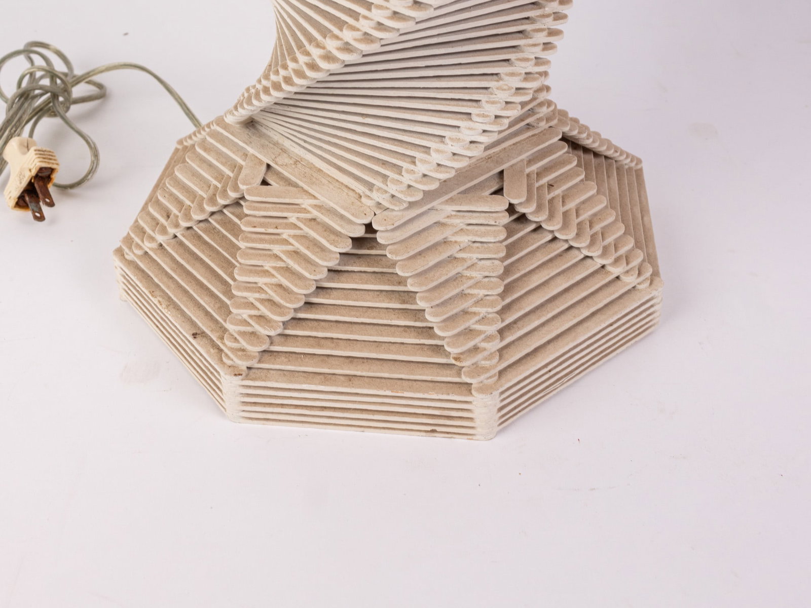 Vintage Folk Tramp Art Popsicle Stick Table Lamp - 5