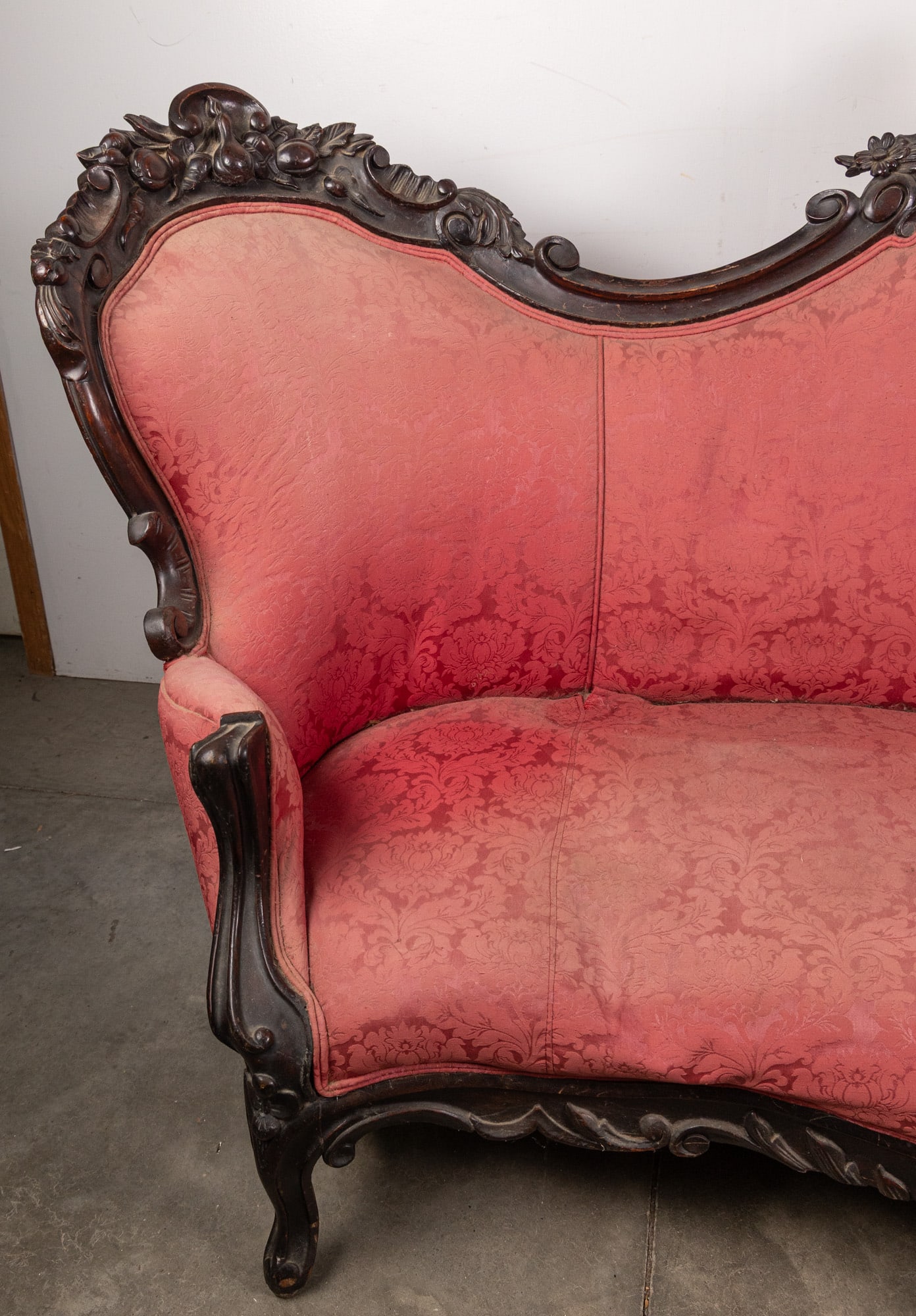 Antique Victorian Intricately Carved Sofa - 2
