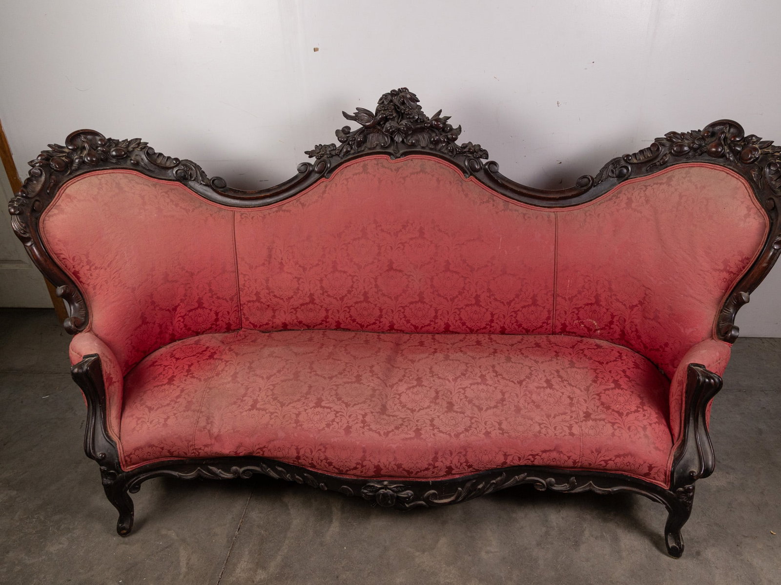 Antique Victorian Intricately Carved Sofa - 5