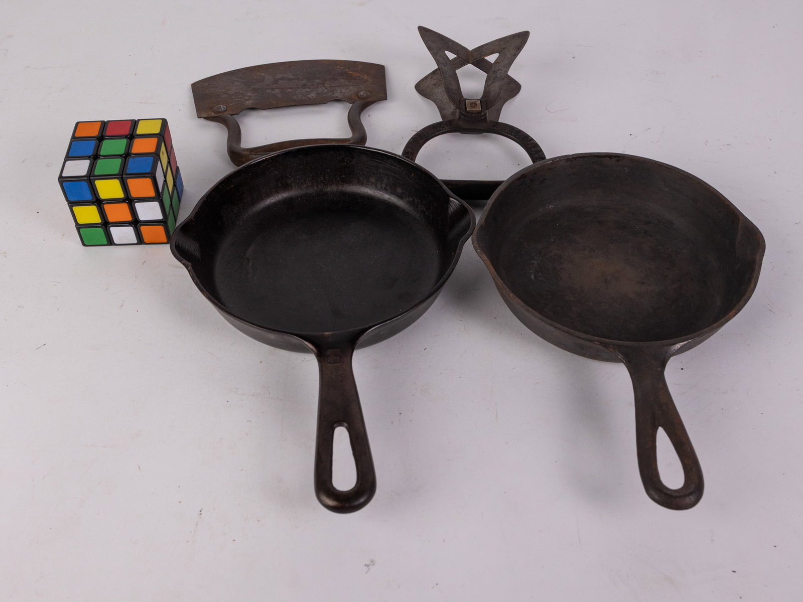 Two Small Cast Iron Frying Pans Featuring Griswold - 2
