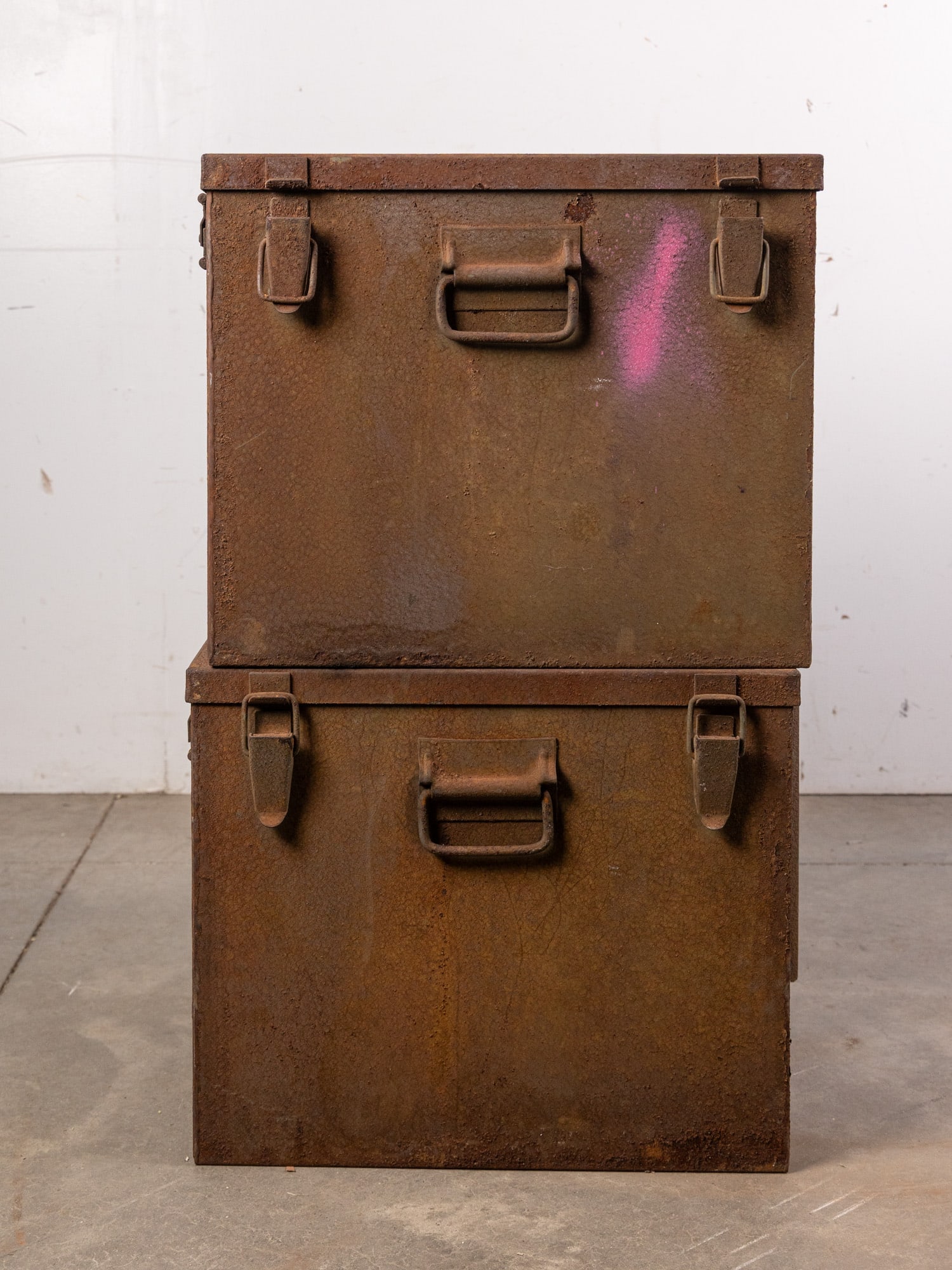 Pair of Vintage Military "Castle Lights" Lighting Systems: Pair of Vintage Military "Castle Lights" Lighting Systems Size 16" x 19" x 19" Literature Brooks Auction – Online Auction Terms & Conditions Contact: (856) 694-2960 | info@brooks.auction REA