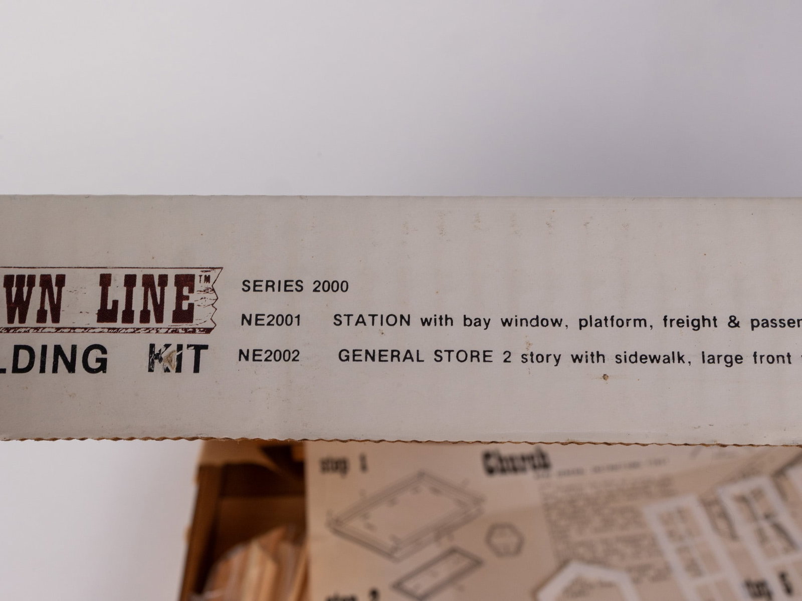 Town Line Building Kit Series 2000 - 3