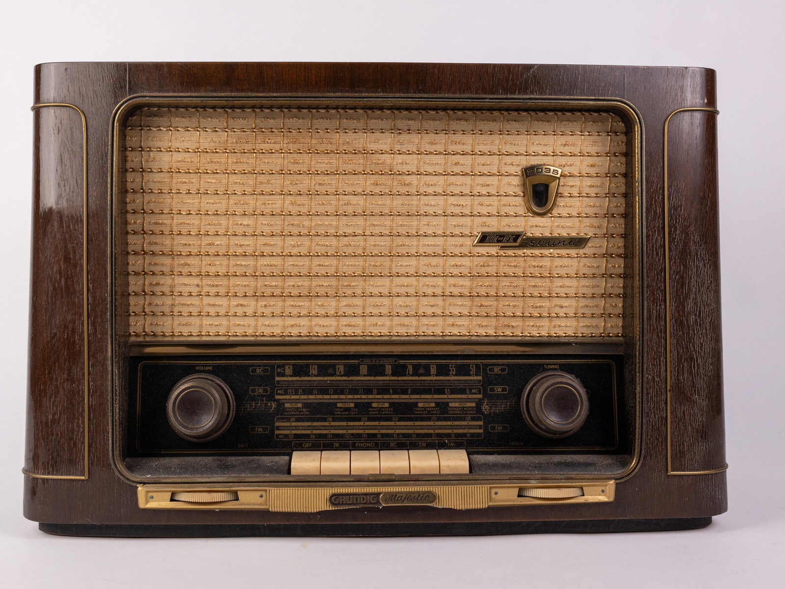 Grundig Majestic 2035 Shortwave Tube Radio (1 of 4)