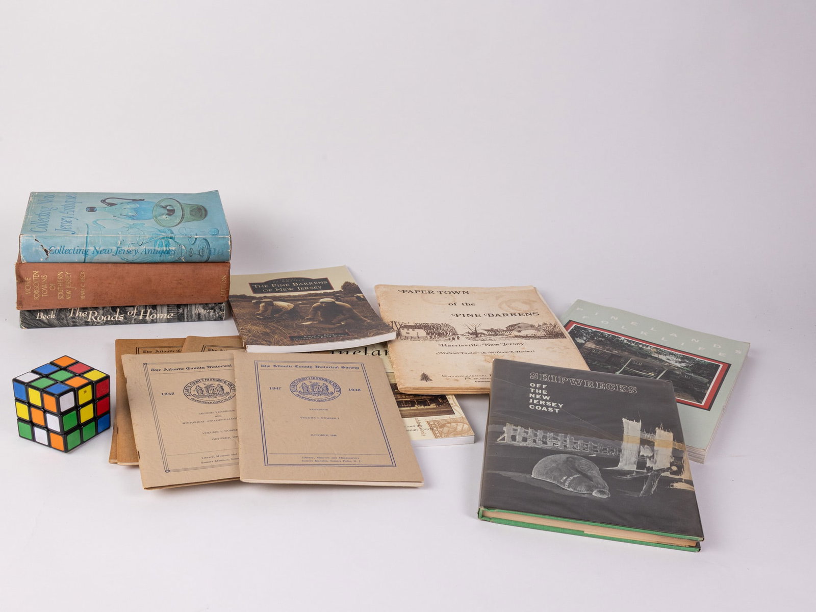 Assortment of Vintage Local South Jersey Books & Ephemera - 2