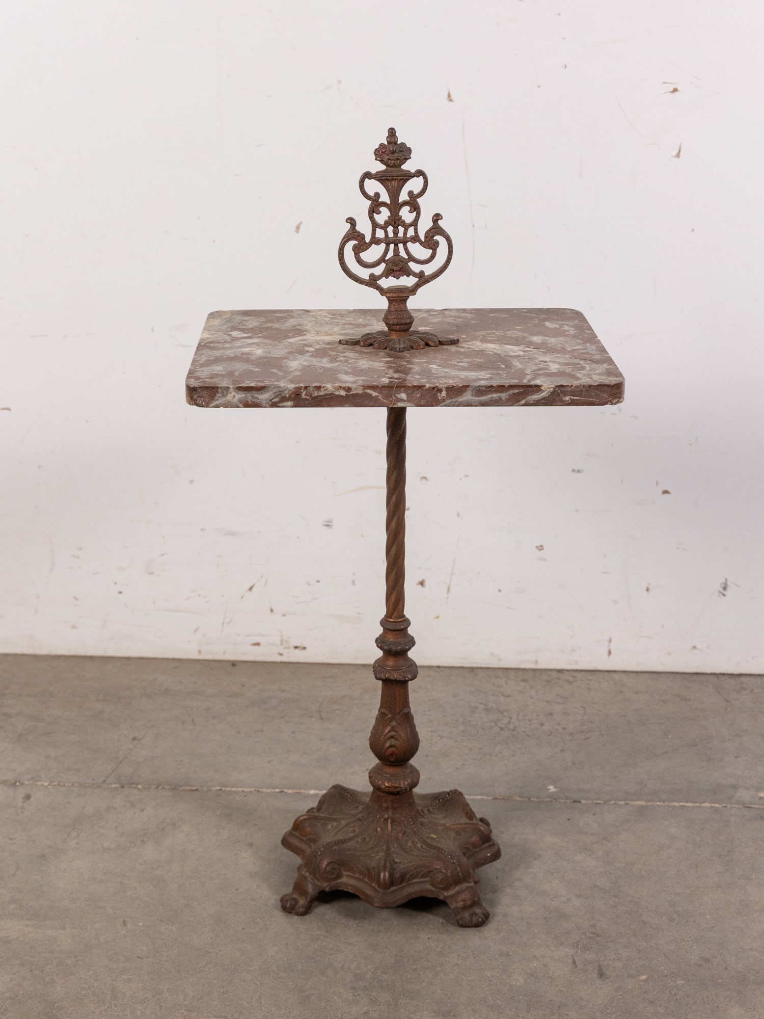 Vintage Ornate Marble Top Accent Table: Vintage Ornate Marble Top Accent Table Size 31" H Literature Brooks Auction – Online Auction Terms & Conditions Contact: (856) 694-2960 | info@brooks.auction READ BEFORE YOU BID: We want you to
