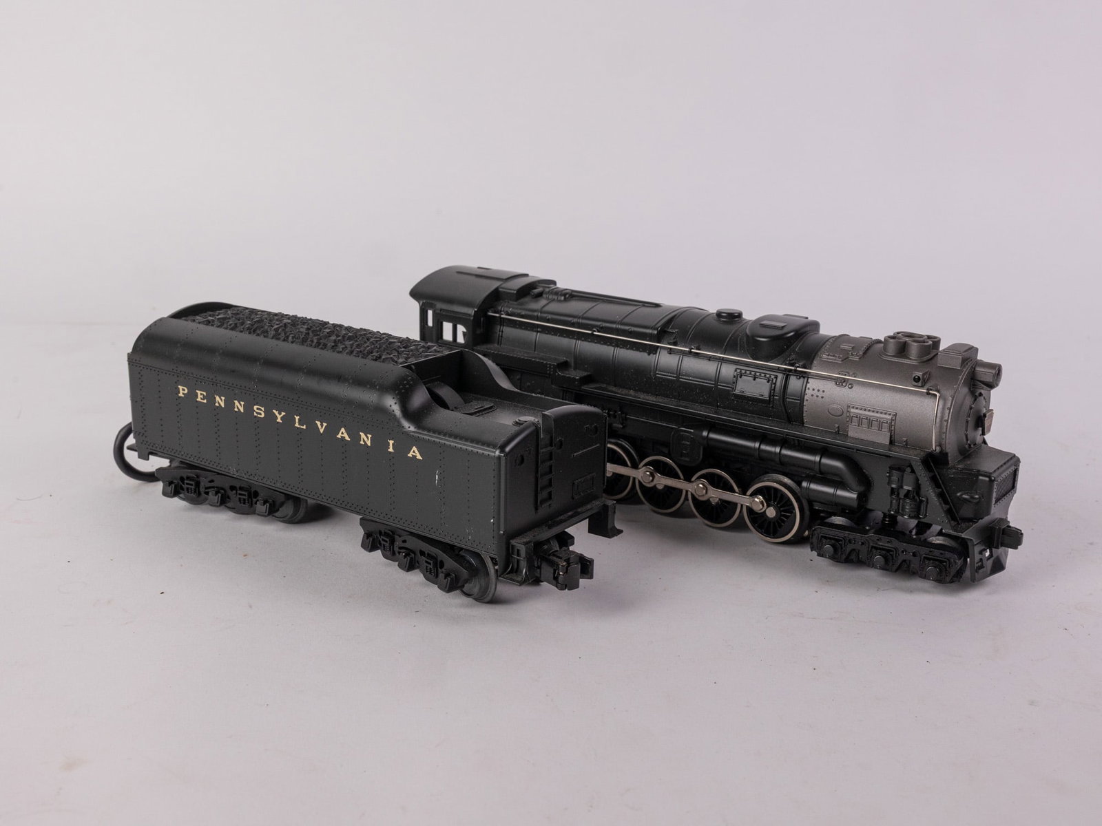 MTH RailKing Pennsylvania 686: O Gauge Steam Locomotive and Tender Size 7" x 12" x 12" Literature Brooks Auction – Online Auction Terms & Conditions Contact: (856) 694-2960 | info@brooks.auction READ BEFORE YOU BID: We want