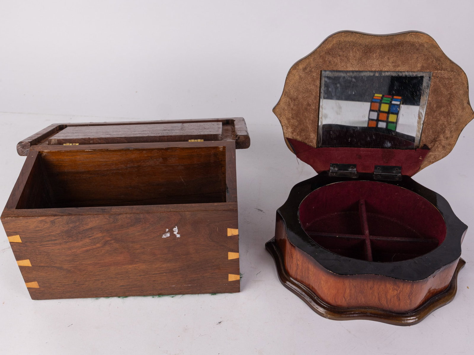 Two Vintage Wooden Trinket Boxes - 4