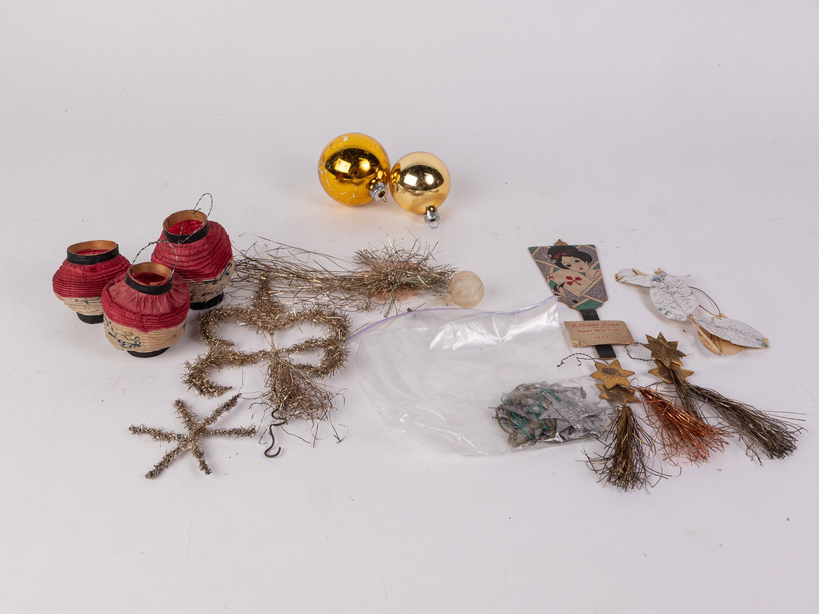 Vintage and Antique Christmas Decorations (1 of 4)