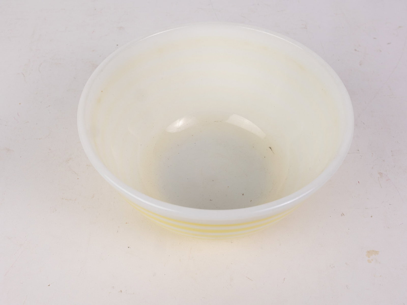 Rare Vintage Pyrex Rainbow Stripes Yellow Mixing Bowl #402 1.5 Qt - 3