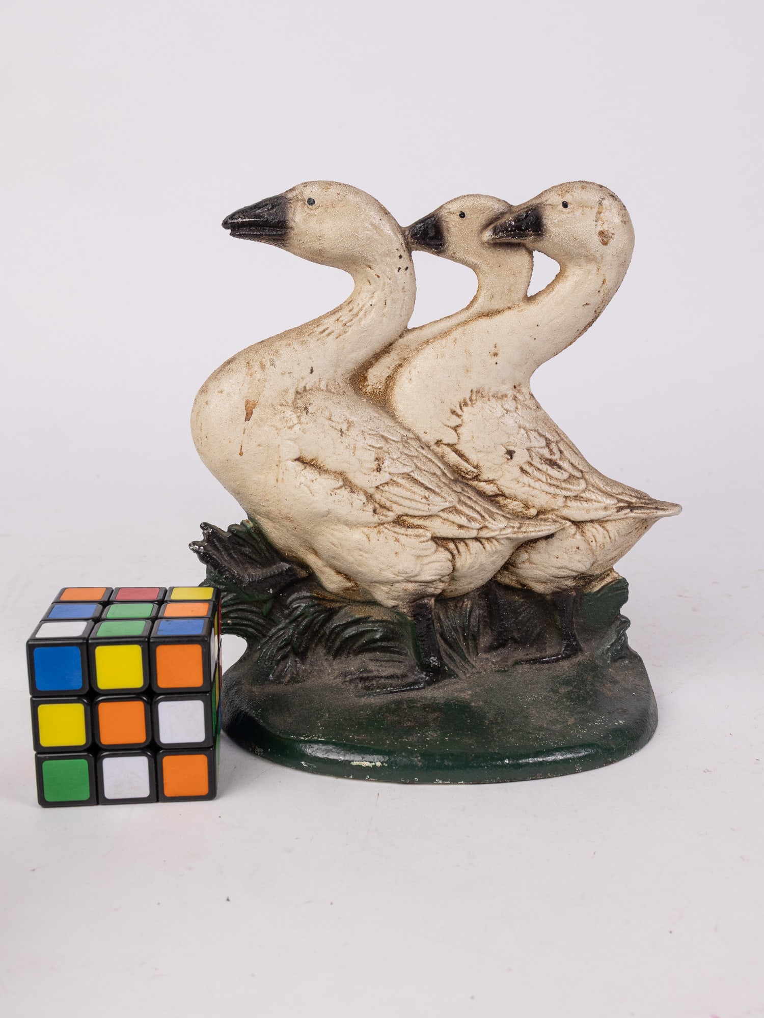 Hubley Cast Iron Trio of Geese Door Stop - 2
