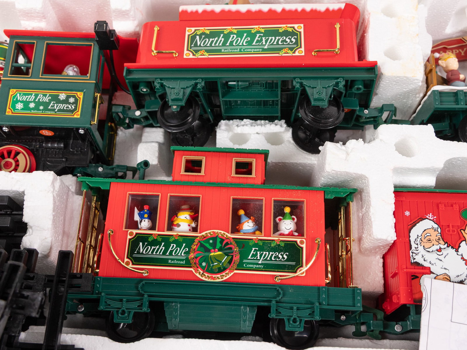 Eztec North Pole Express Christmas Model Train Set - 3