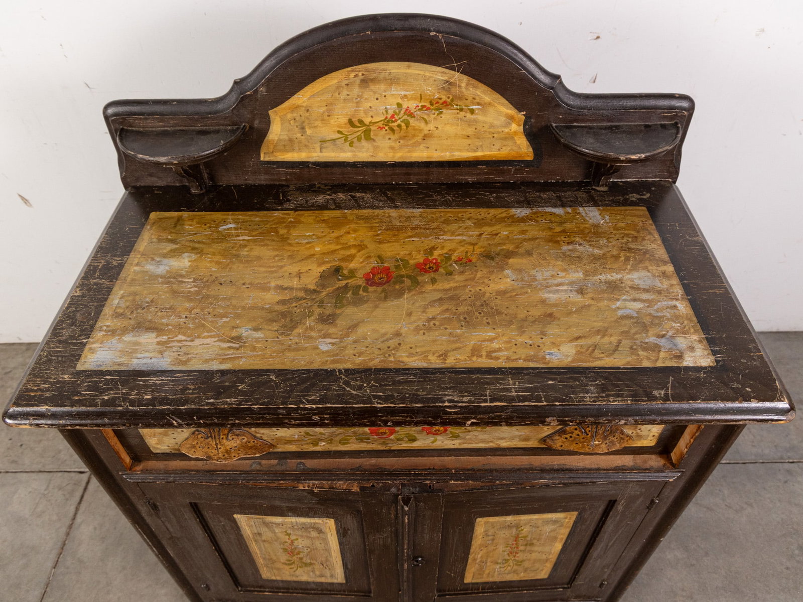 Hand Painted Antique Victorian Washstand - 2