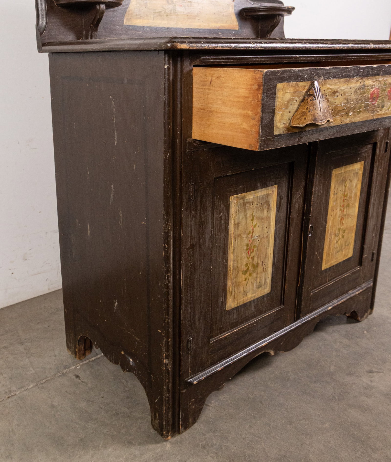 Hand Painted Antique Victorian Washstand - 5