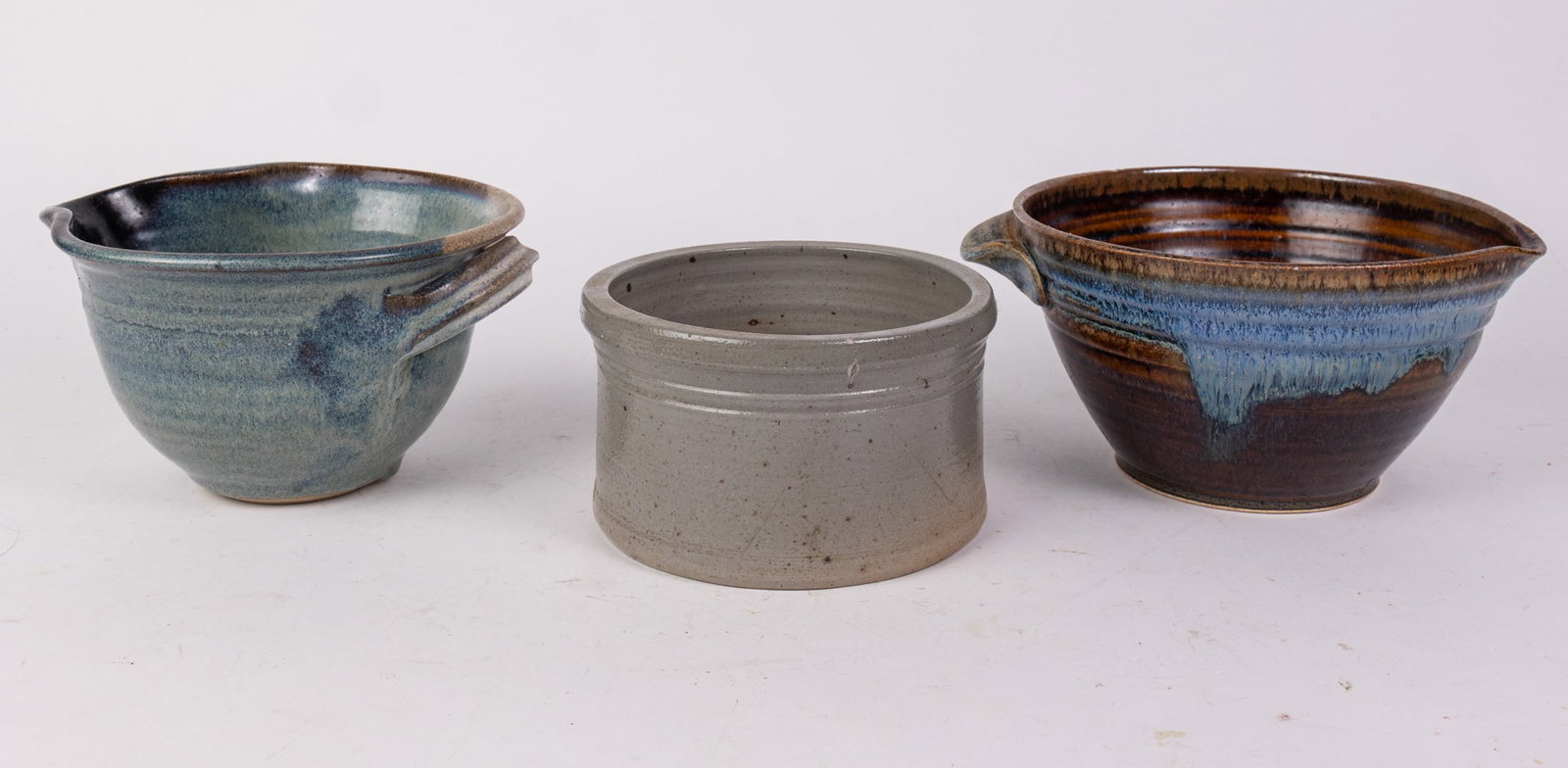 Grouping of Ceramics and Stoneware: Grouping of Ceramics and Stoneware Size 7" x 12" x 12" Literature Brooks Auction – Online Auction Terms & Conditions Contact: (856) 694-2960 | info@brooks.auction READ BEFORE YOU BID: We want