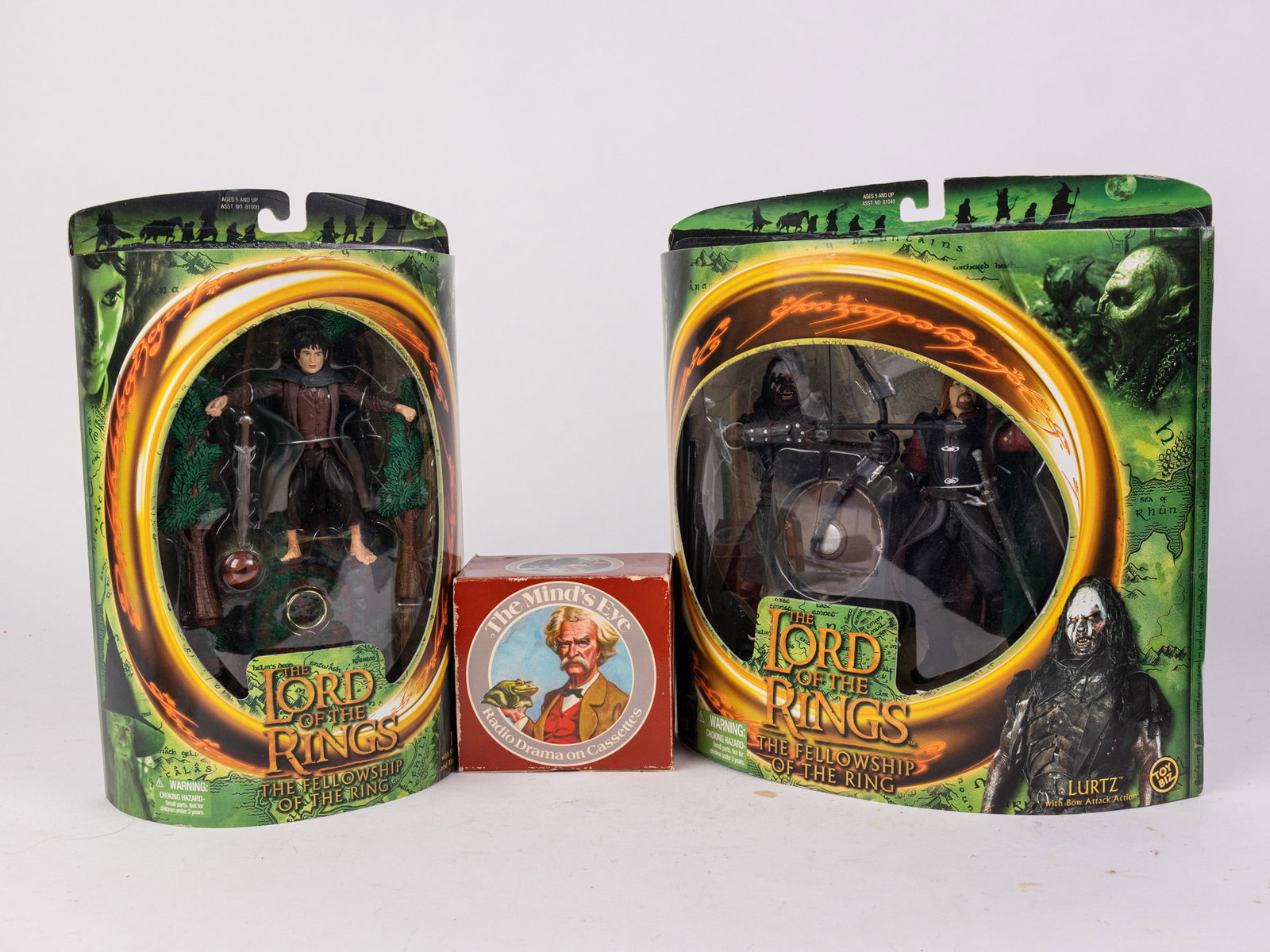 J.R.R. Tolkien Assortment Lot: The Mind's Eye: The Hobbit - Lord of the Rings: Frodo - Lord of the Rings: Boromir and Lurtz Size 7" x 12" x 12" Literature Brooks Auction – Online Auction Terms & Conditions Contact: (856)