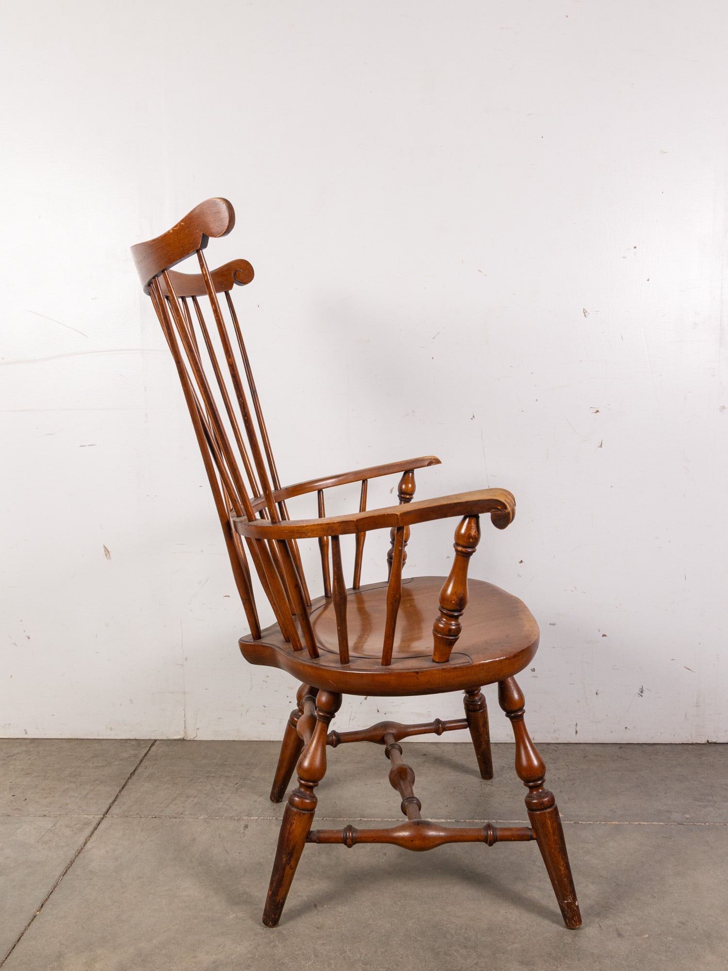 Nichols & Stone Vintage Windsor Arm Chair - 3