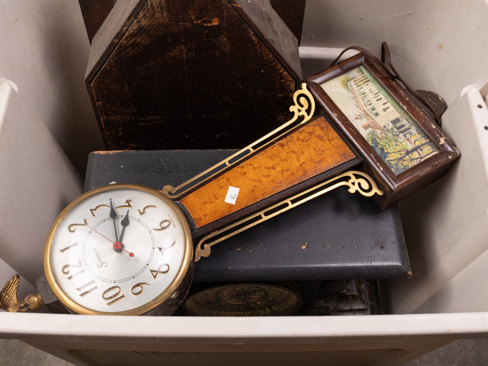 Lot of Assorted Vintage and Antique Clocks - 3