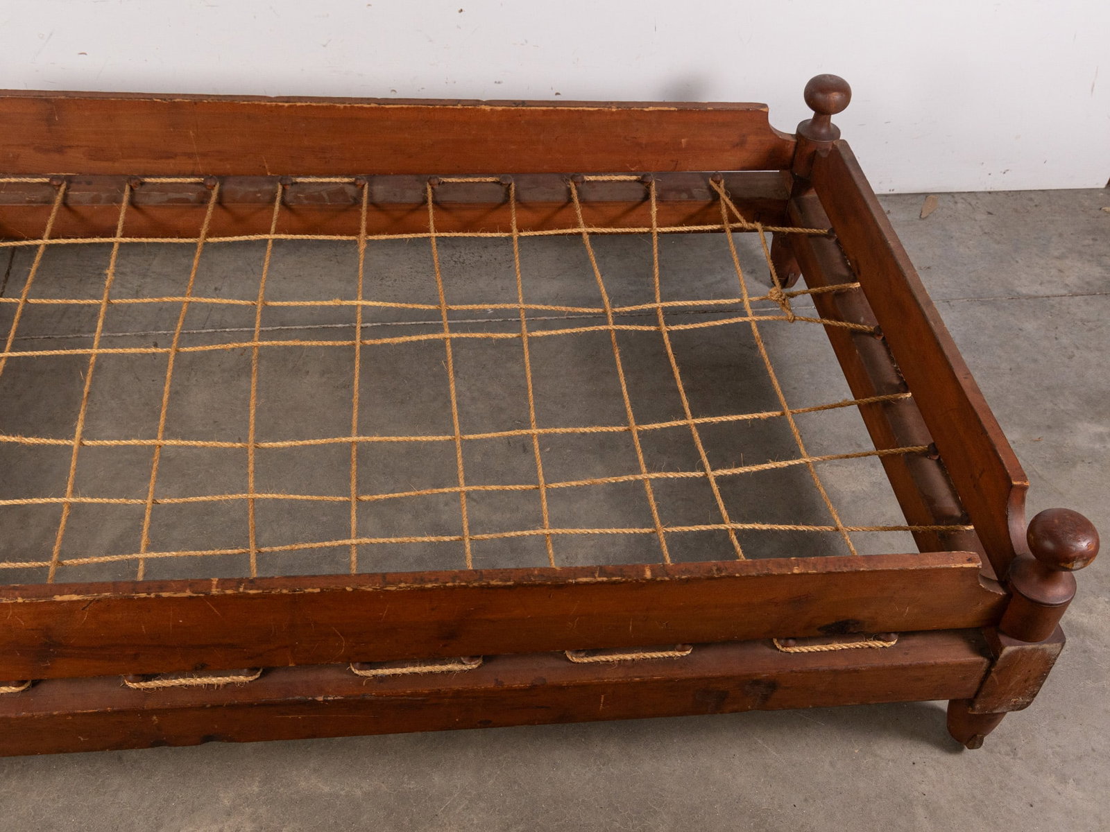 Antique Early Rope Toddler Bed Frame - 3