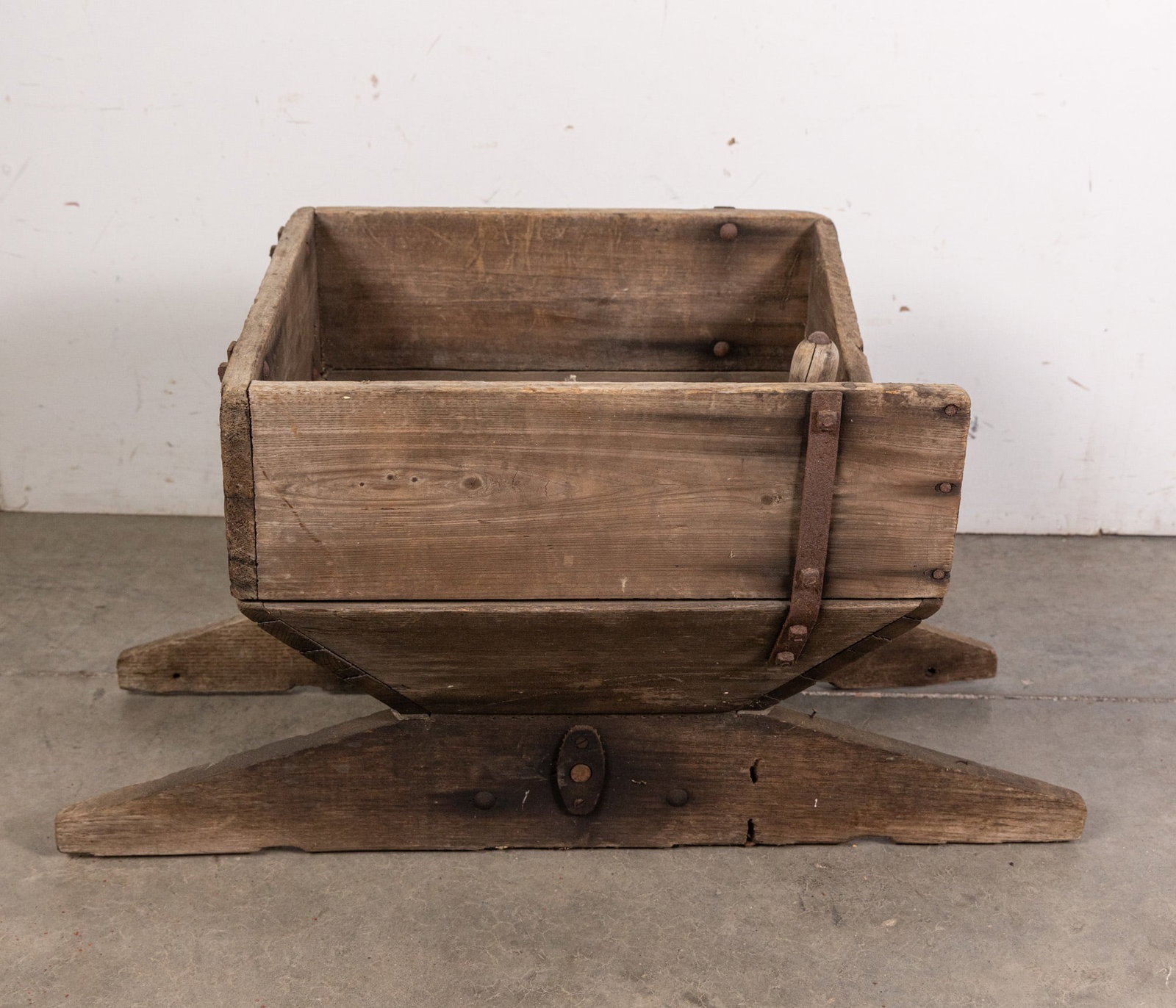Vintage Eagle Aluminum Grape Crusher - 2