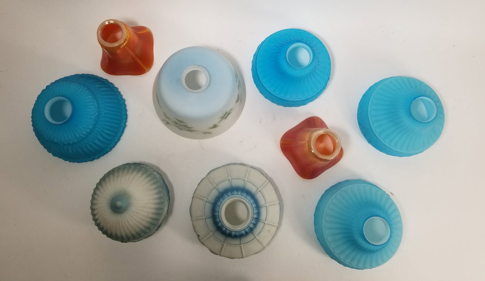 Lot of Assorted Vintage Glass Lamp Shades: Lot of Assorted Vintage Glass Lamp Shades Size 6" H Literature Brooks Auction – Online Auction Terms & Conditions Contact: (856) 694-2960 | info@brooks.auction READ BEFORE YOU BID: We want you