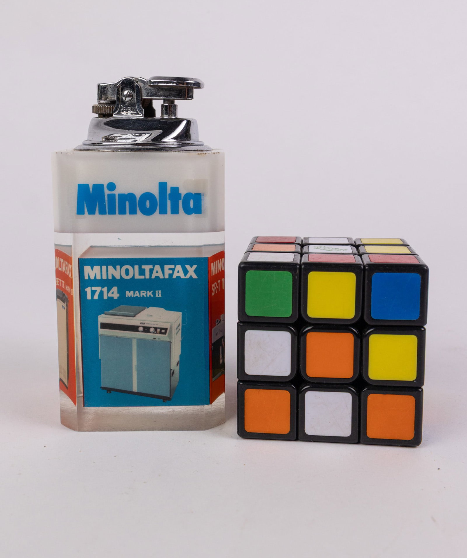 Minolta Vintage Lucite Table Lighter - 2