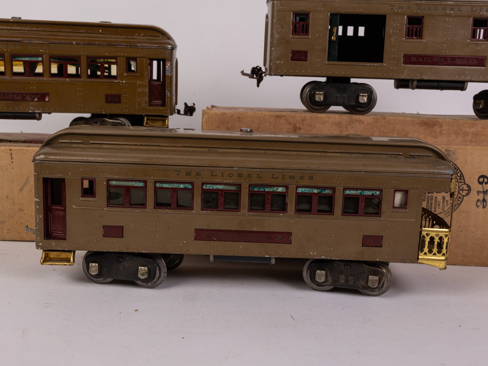 Three Vintage Lionel Passenger Cars - 2