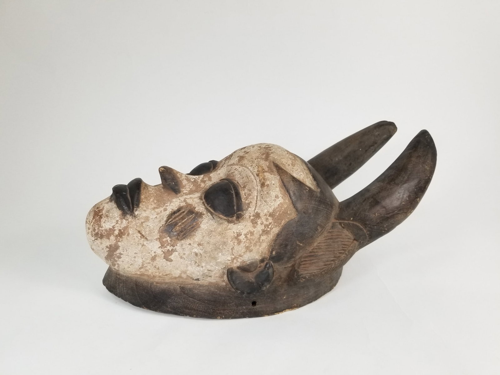 Carved Wooden Souvenir Decorative African Mask - 4