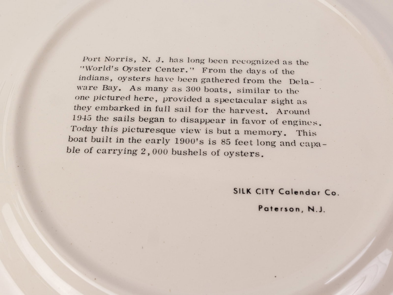 "World's Oyster Center, Port Norris, NJ" Vintage Ceramic Plate - 3