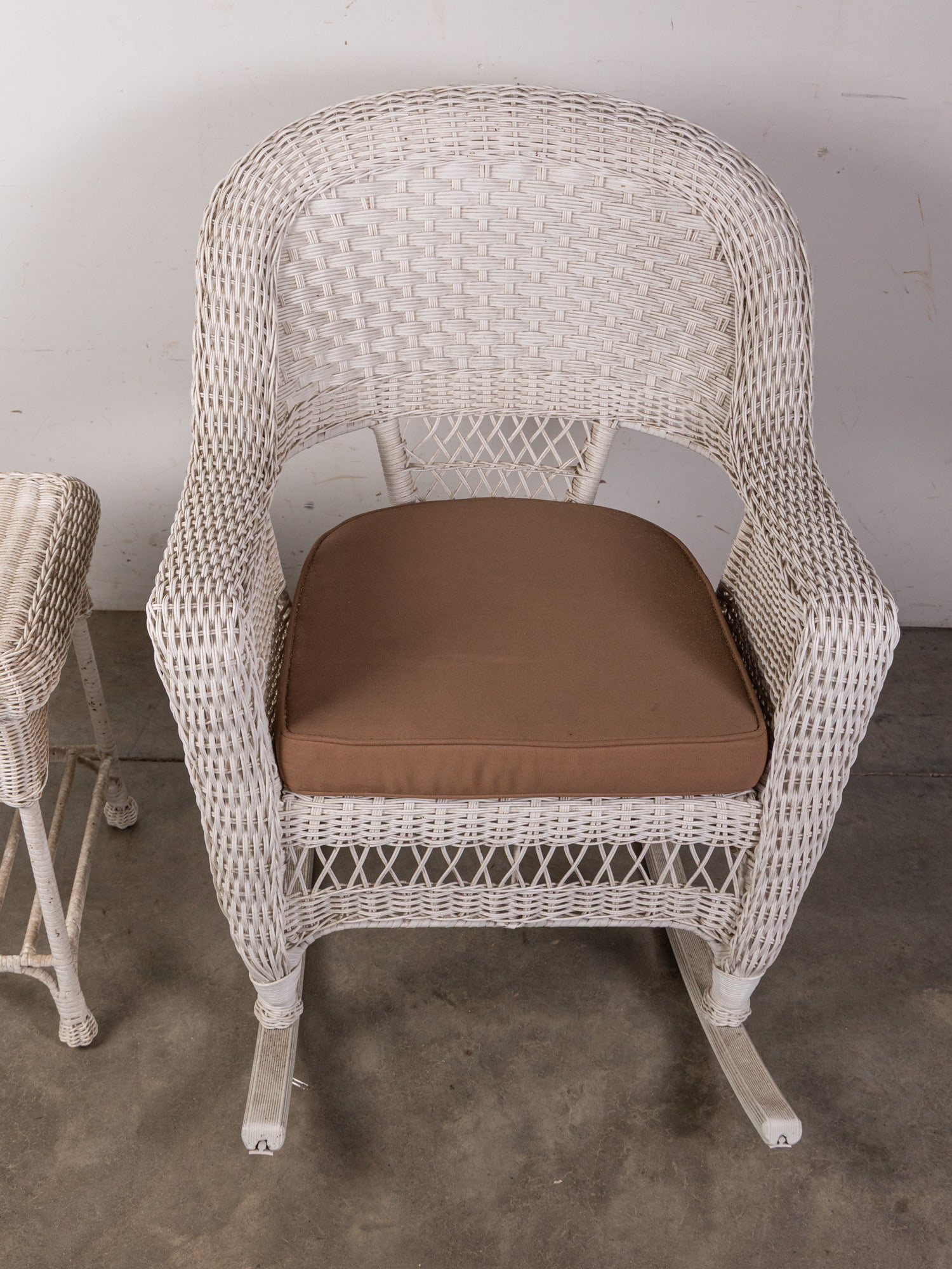 Pair of White Wicker Rockers with Side Table - 4