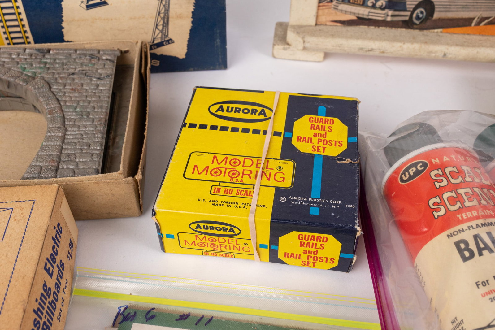 Assorted Vintage Model Train Accessories - 6