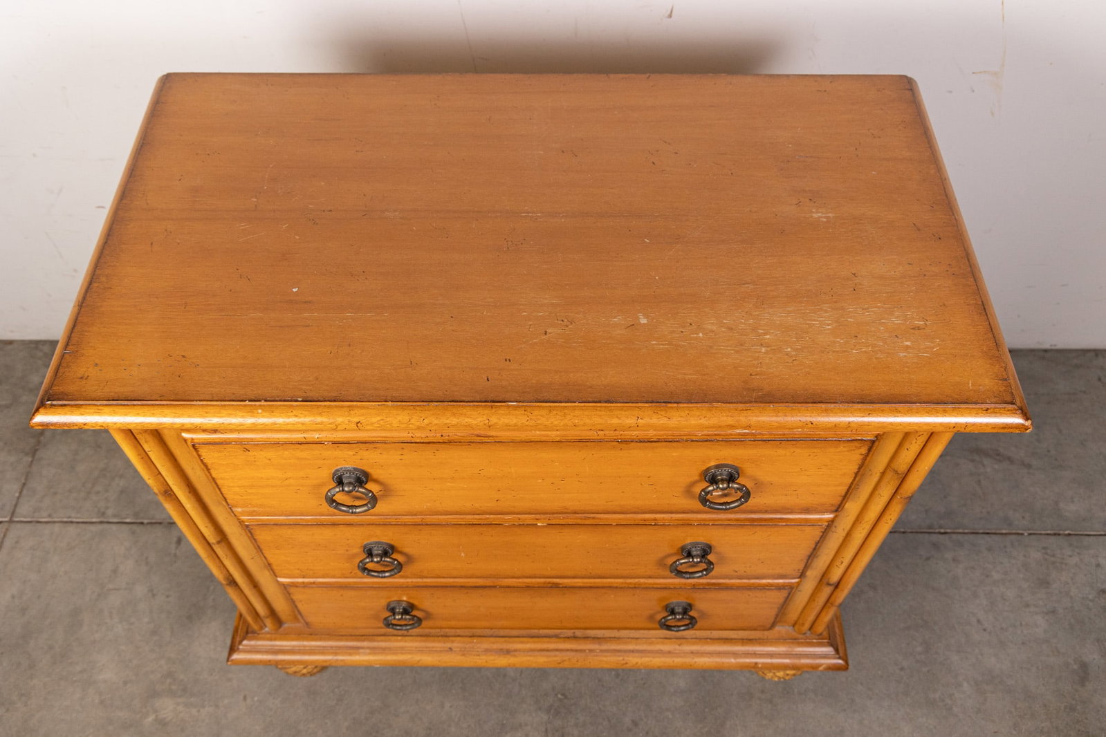 Tommy Bahama Three Drawer Bachelor Chest - 2