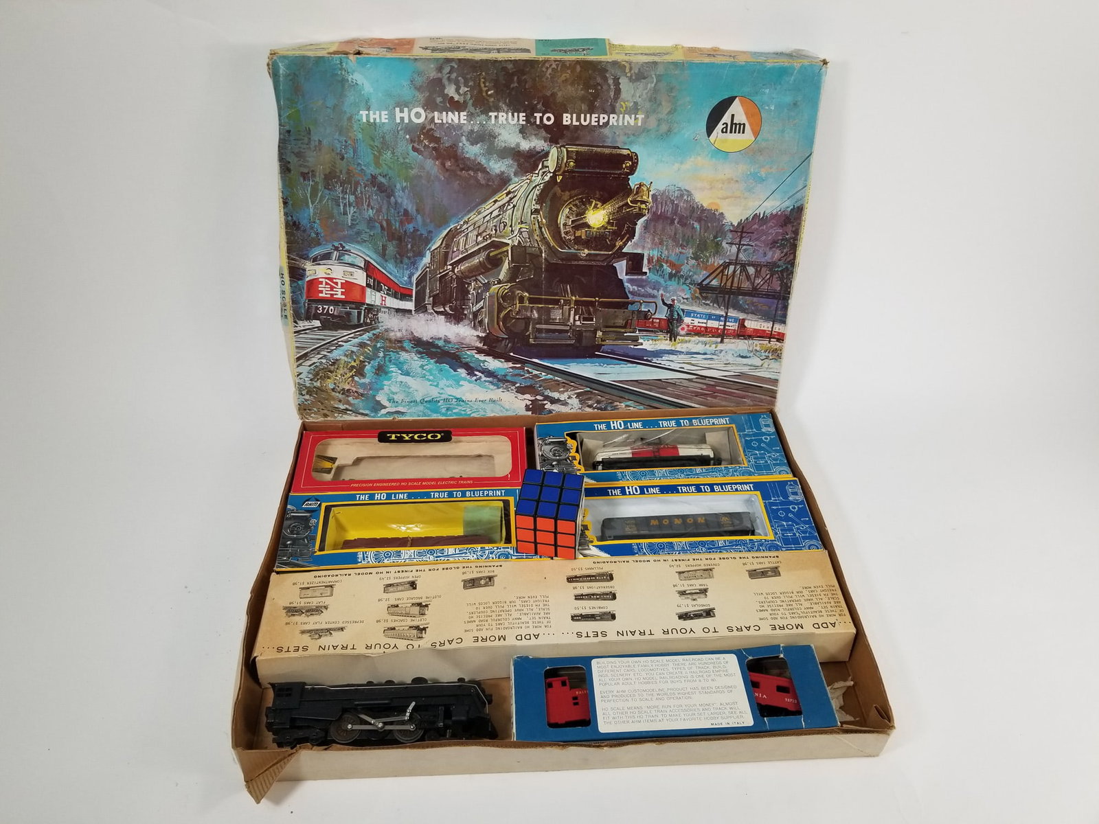Vintage Model Railroad Train Set - 2