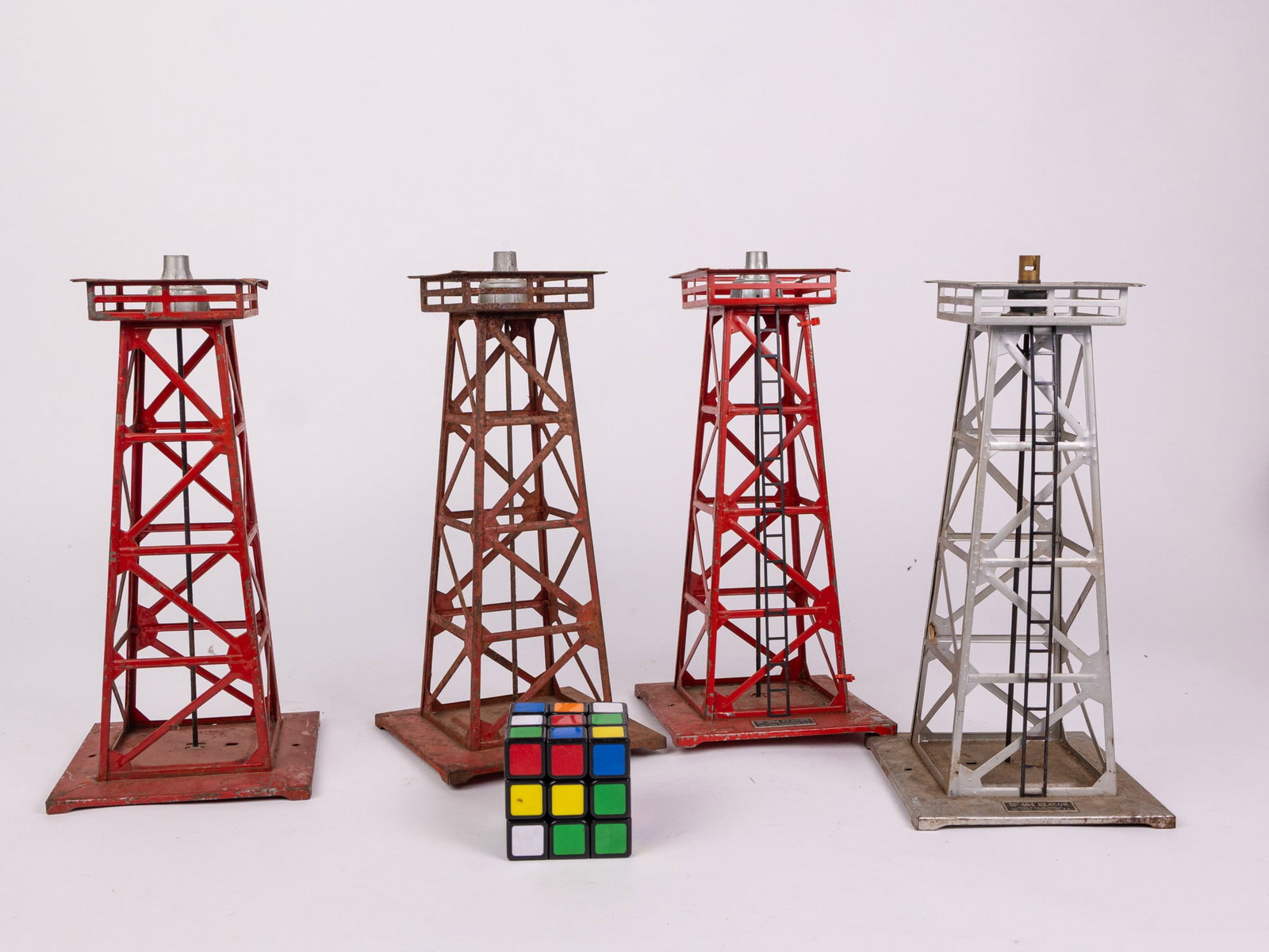 Vintage Model Railroad Accessories Featuring Lionel - 2