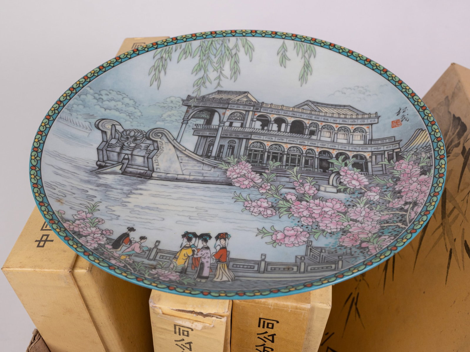 Lot of Vintage Mid Century Asian Ceramics - 2