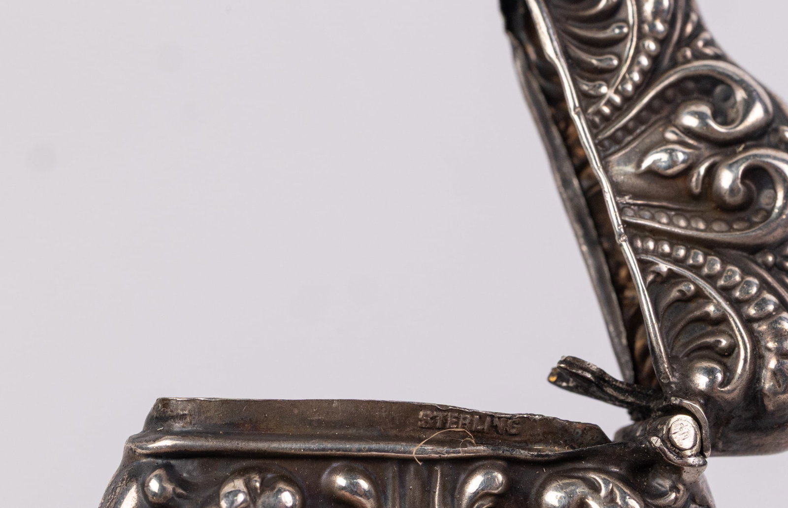 Pair of Antique Sterling Art Nouveau Match Safe/Vesta Cases - 6