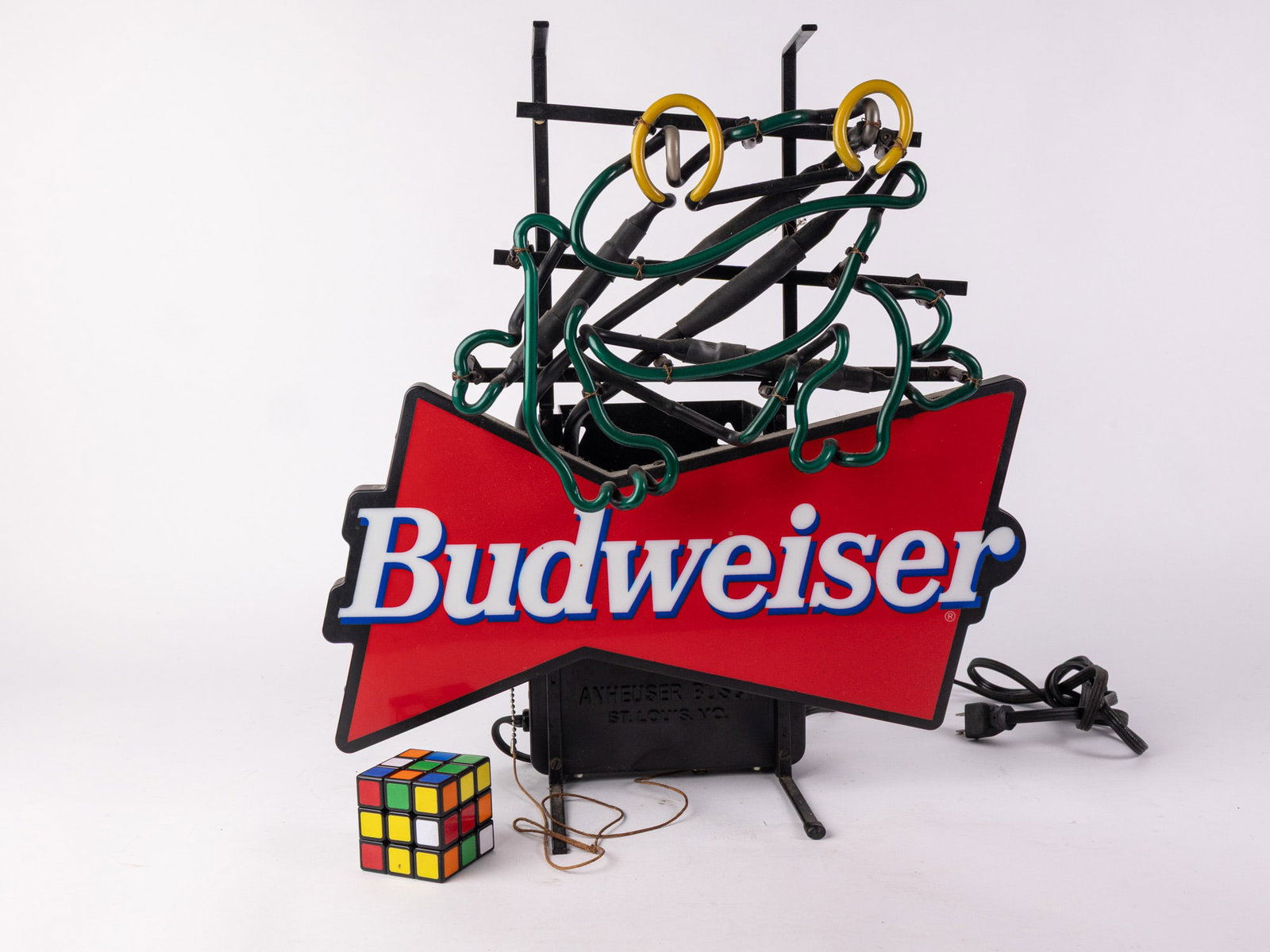 1990's Budweiser Frog Neon Sign - 2