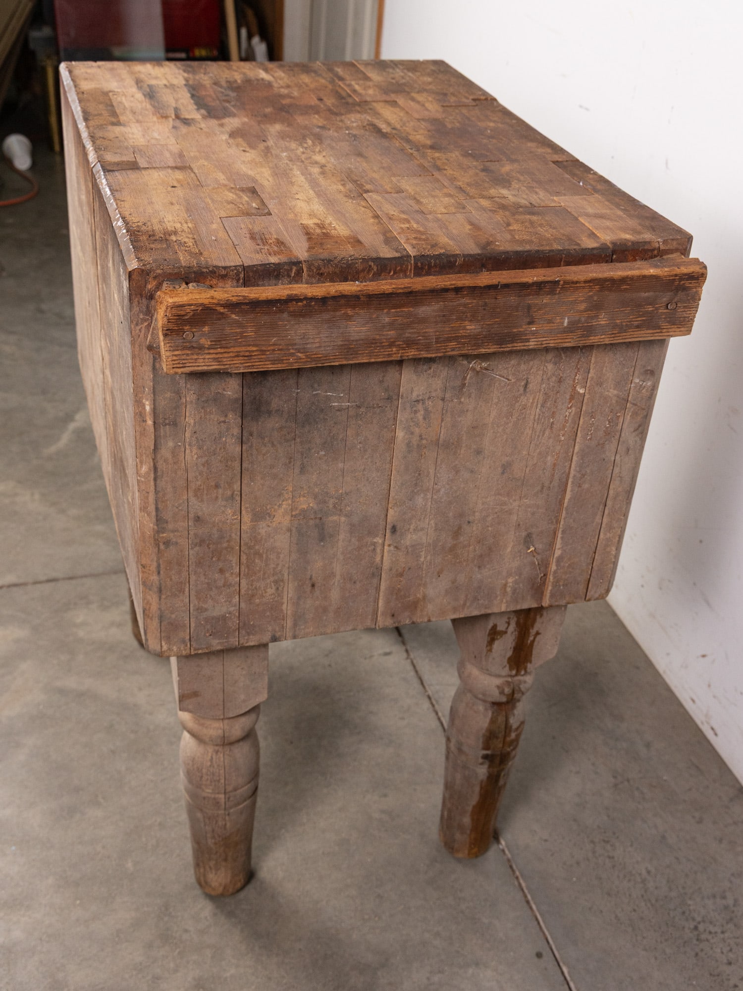 Local Antique Primitive Butcher Block "C.V. Hill & Co Inc Trenton, NJ" - 4