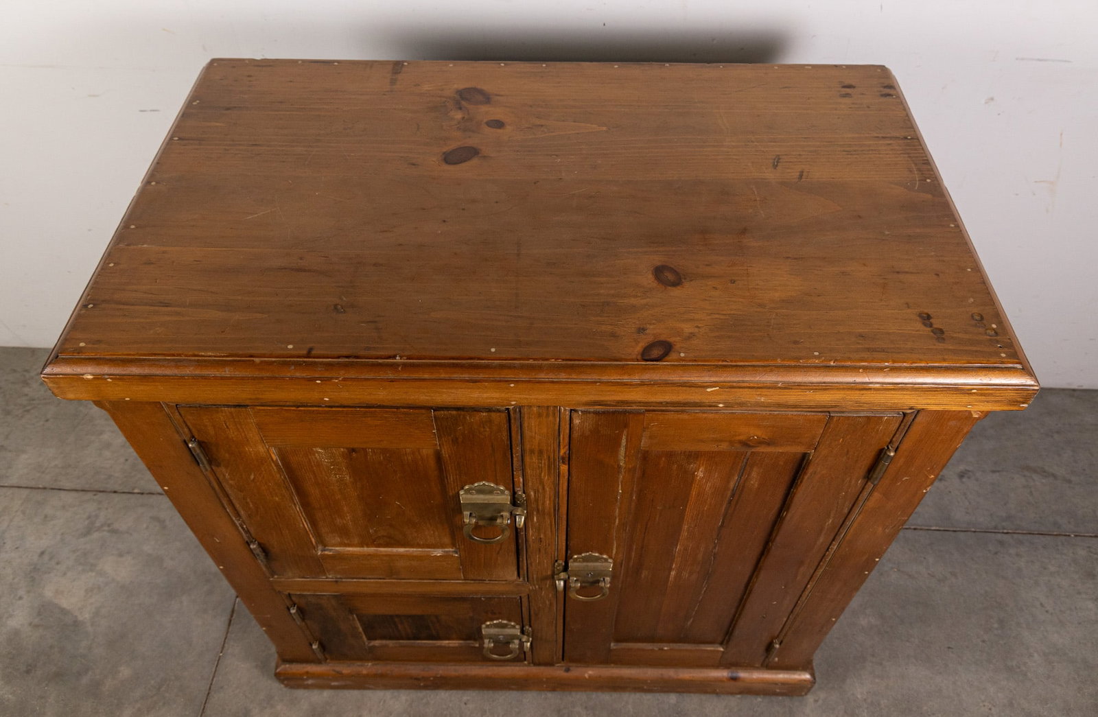 Antique D. Eddy and Sons Co., Boston Ice Chest - 3