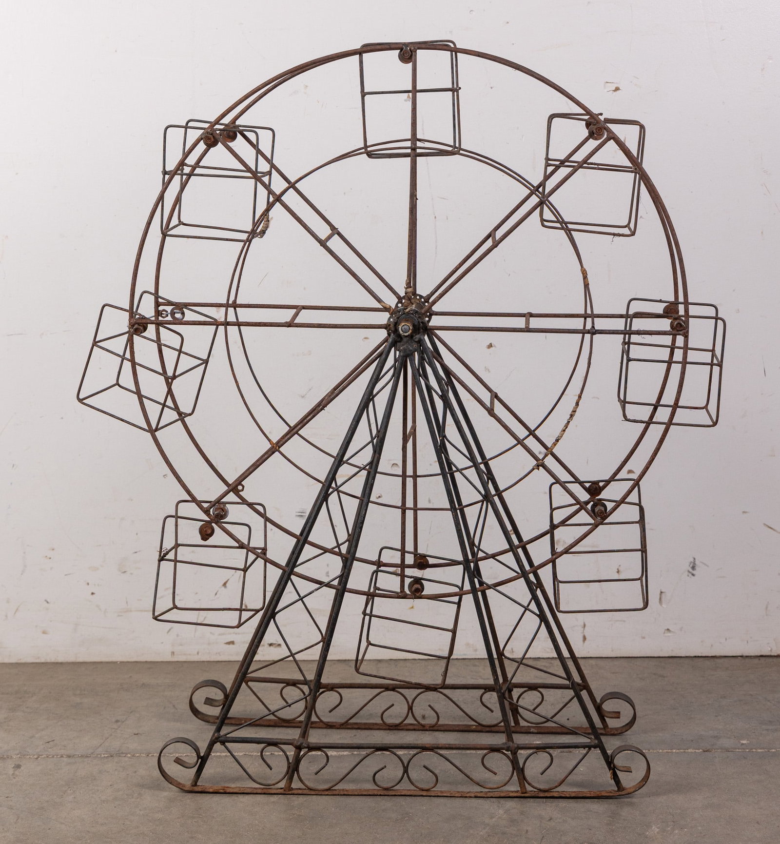 Large Vintage Metal Functional Ferris Wheel Sculpture - 3