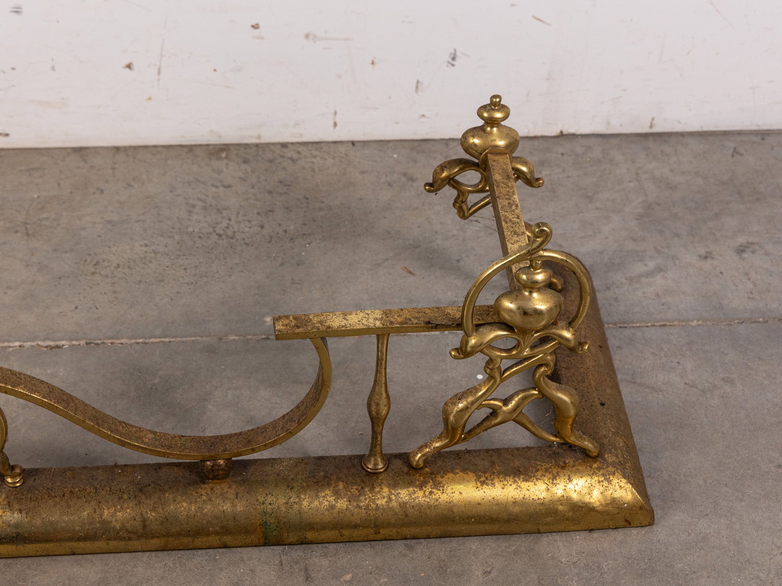 Large Architectural Brass Regency Fireplace Fender - 2