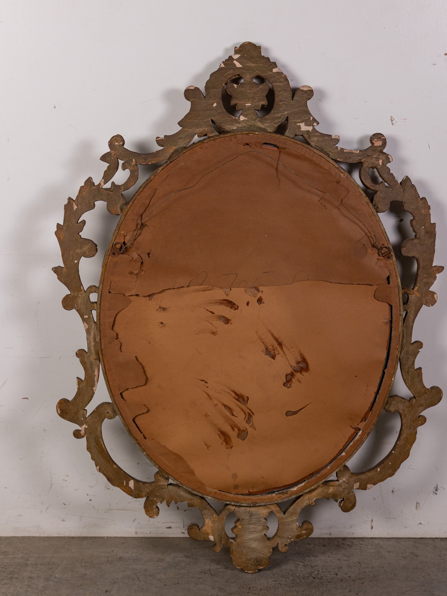 Ornate Gold Toned Wall Mounted Oval Mirror - 4
