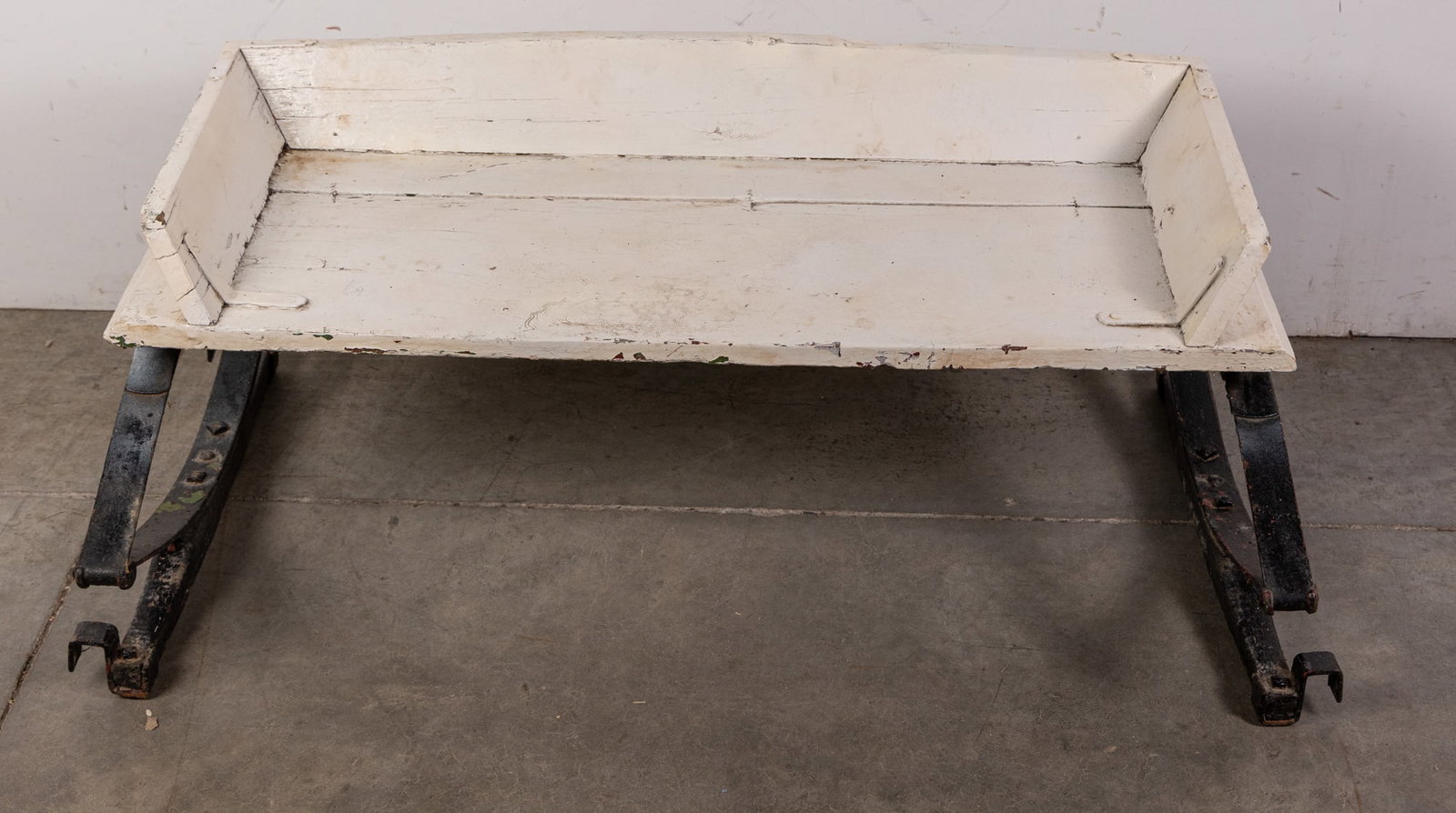 Antique White Painted Buckboard Wagon Seat - 2
