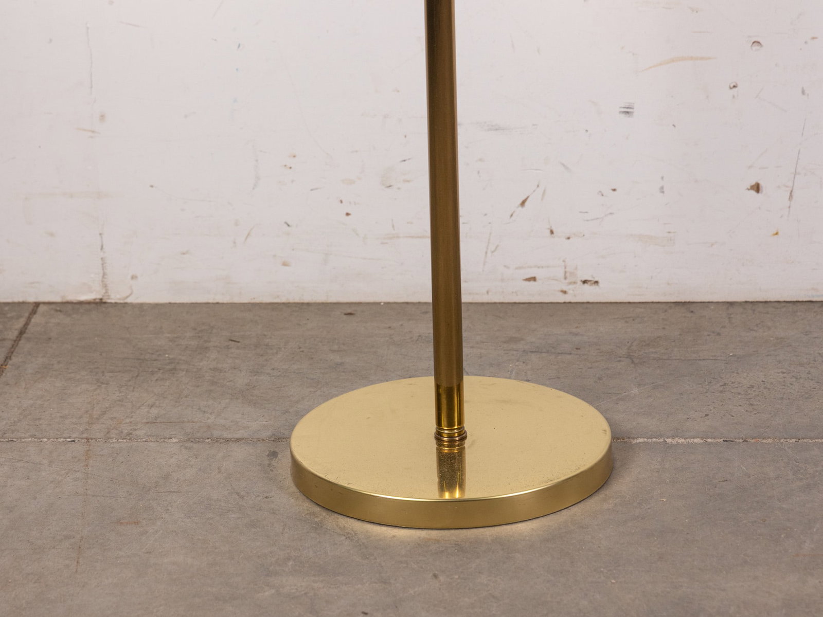 Vintage Mid Century Brass Adjustable Floor Lamp - 4