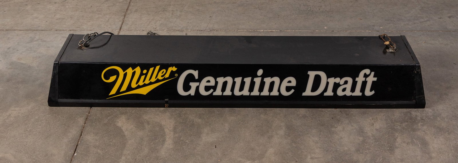 Vintage "Miller Genuine Draft" Advertising Promo Pool Table Light: Vintage "Miller Genuine Draft" Advertising Promo Pool Table Light Size 6" x 50" x 12" Literature Brooks Auction – Online Auction Terms & Conditions Contact: (856) 694-2960 | info@brooks.auction